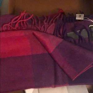 Cashmere scarf by coach